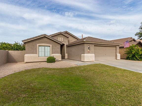2nd image of 2214 E Cherry Hills Pl