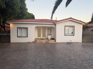 855 NW 17th Pl, Miami, FL 33125