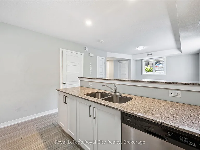 190 Century Hill Dr #C1 — Photo 10