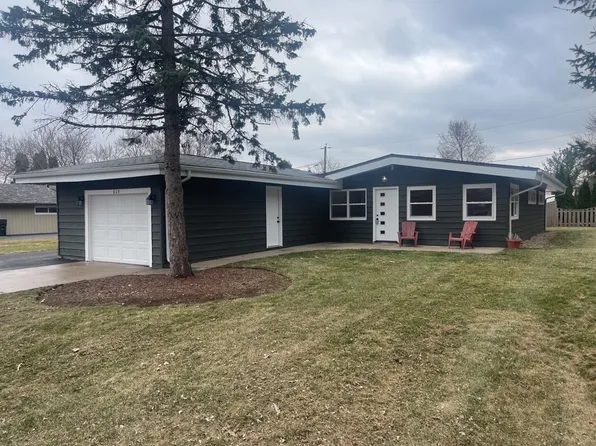 809 Barbara Ln, McHenry, IL 60051