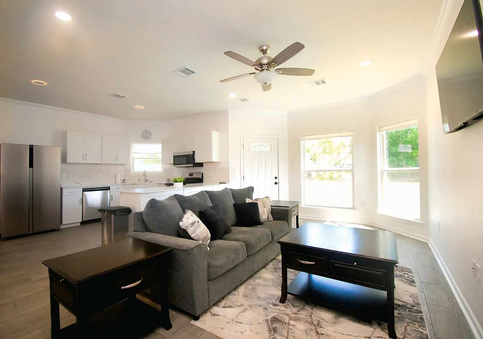 2025 New Built Cozy Home — Photo 3