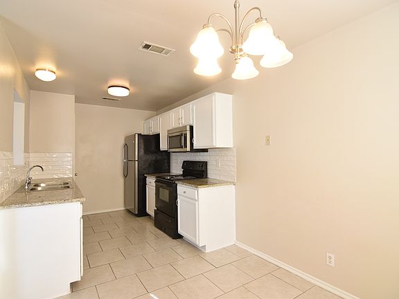 4th image of 3400 Westview Dr