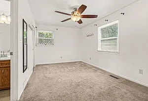 350 Hollywood Dr — Photo 12