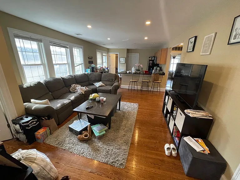 9 Hathaway St — Photo 11