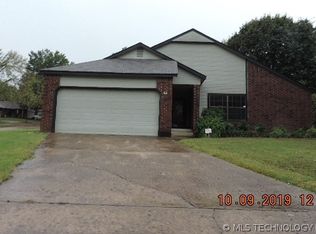 4612 S Ironwood Ave, Broken Arrow, OK 74011