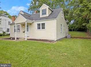 3136 Holloway Rd, Falls Church, VA 22042