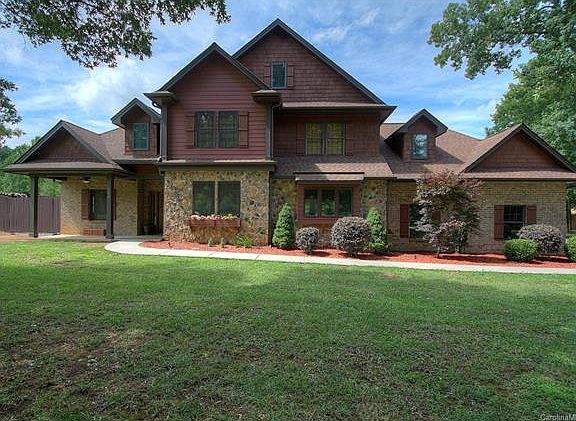 2nd image of 109 Hugh Crocker Dr