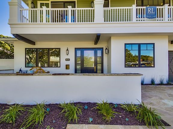 2nd image of 811 Country Club Ln