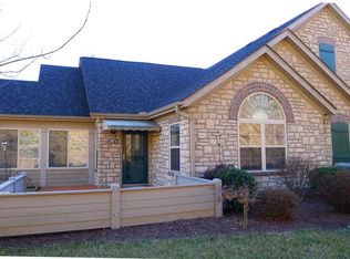 823 Wynnshire Dr, Hickory, NC 28601