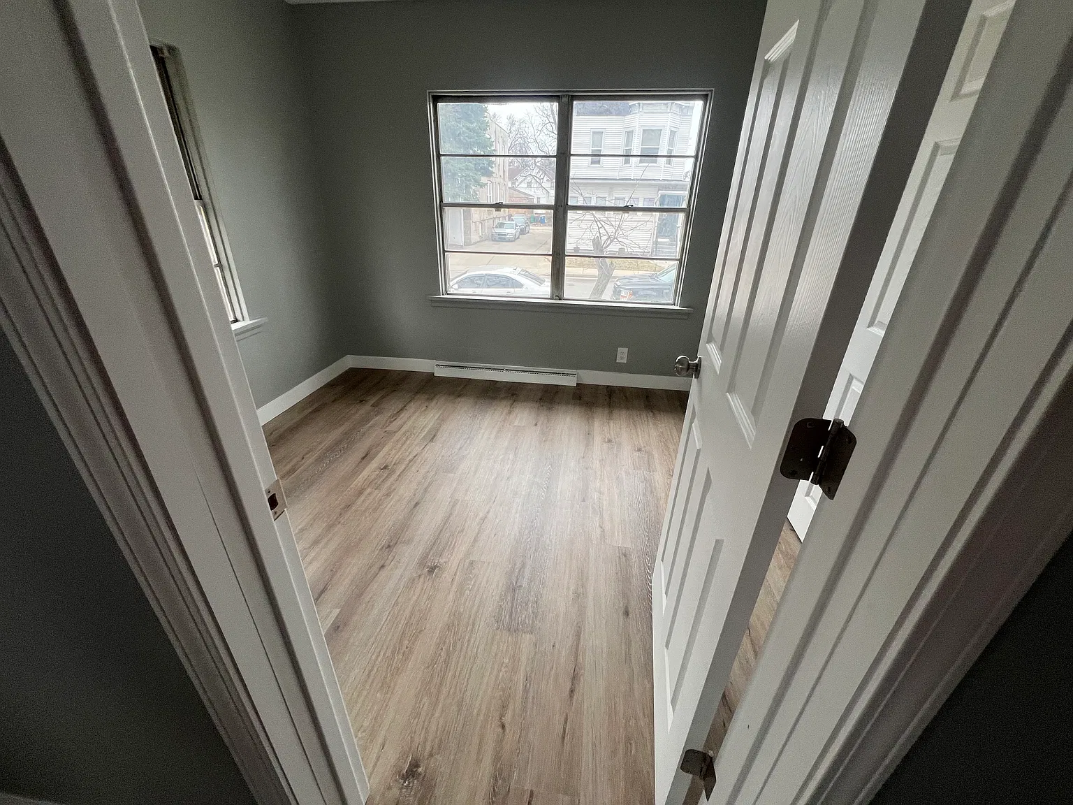 20 Carroll St — Photo 3