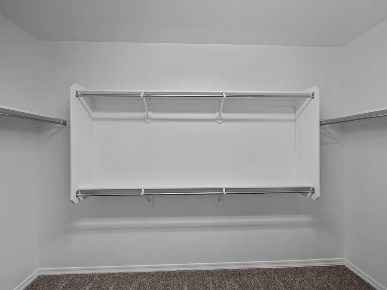 16001 N Columbus Blvd — Photo 43