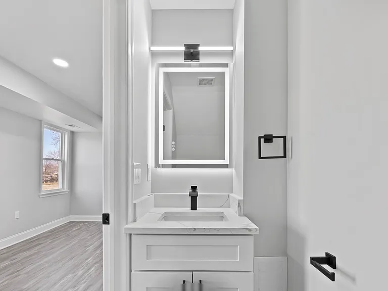 2507 Sycamore Ave #A — Photo 8
