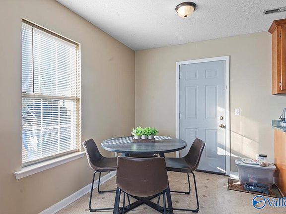 4th image of 1498 Carter Grove Rd