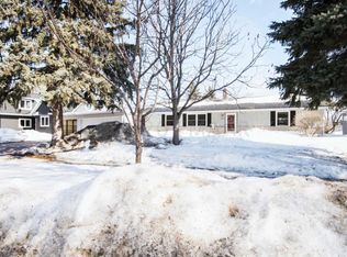 1827 3rd St N, Fargo, ND 58102