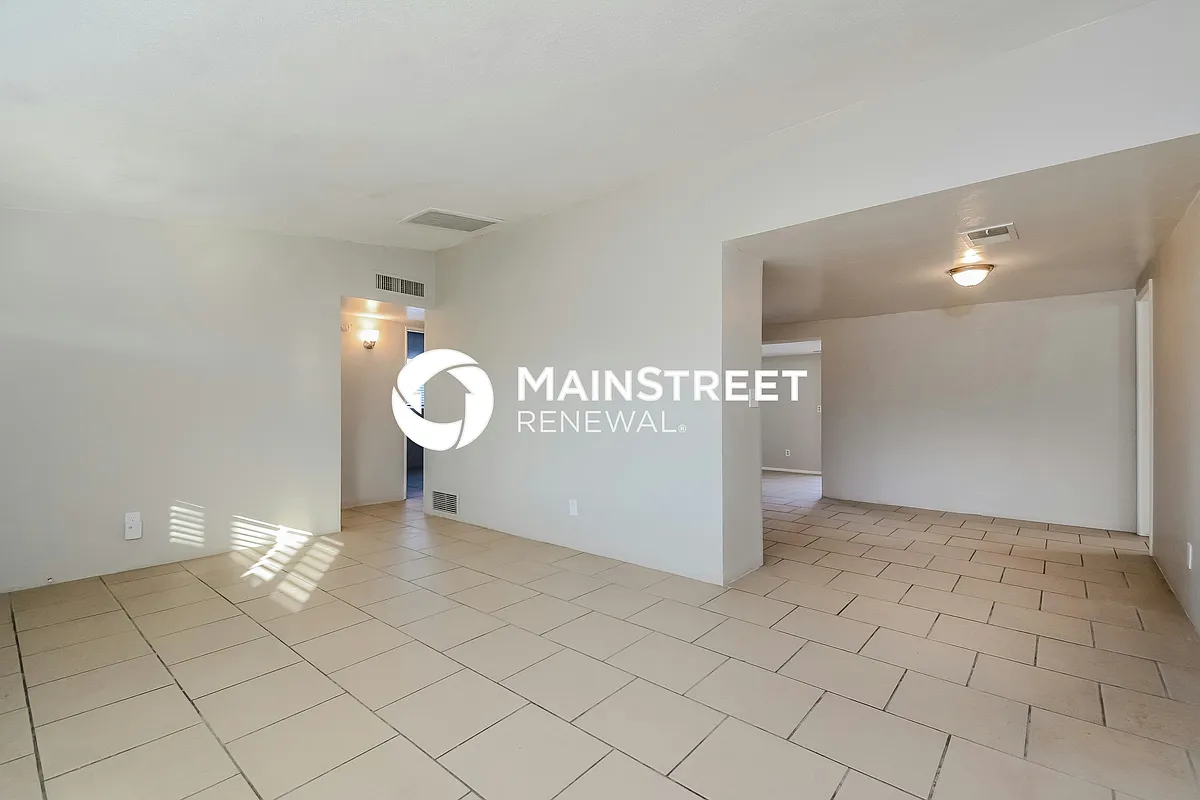 Living Room - 3701 E 23rd St