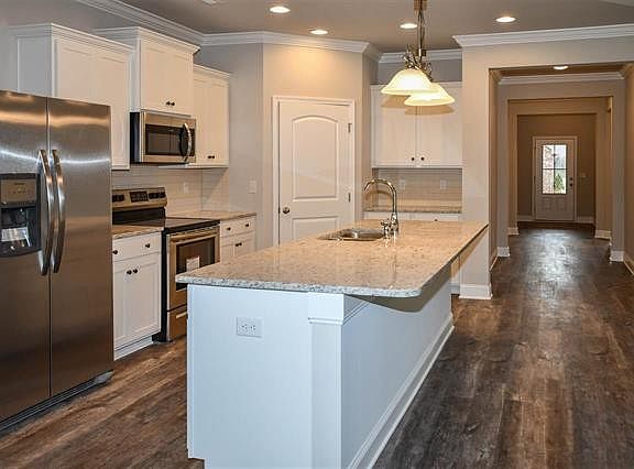 2nd image of 307 Ivyleaf Dr NW