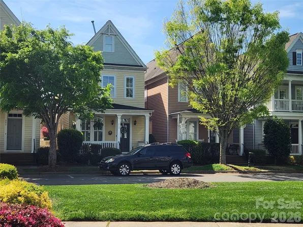 283 Bridges Farm Rd, Mooresville, NC 28115