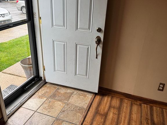 5th image of 4852 Snowbird Cir #13-B