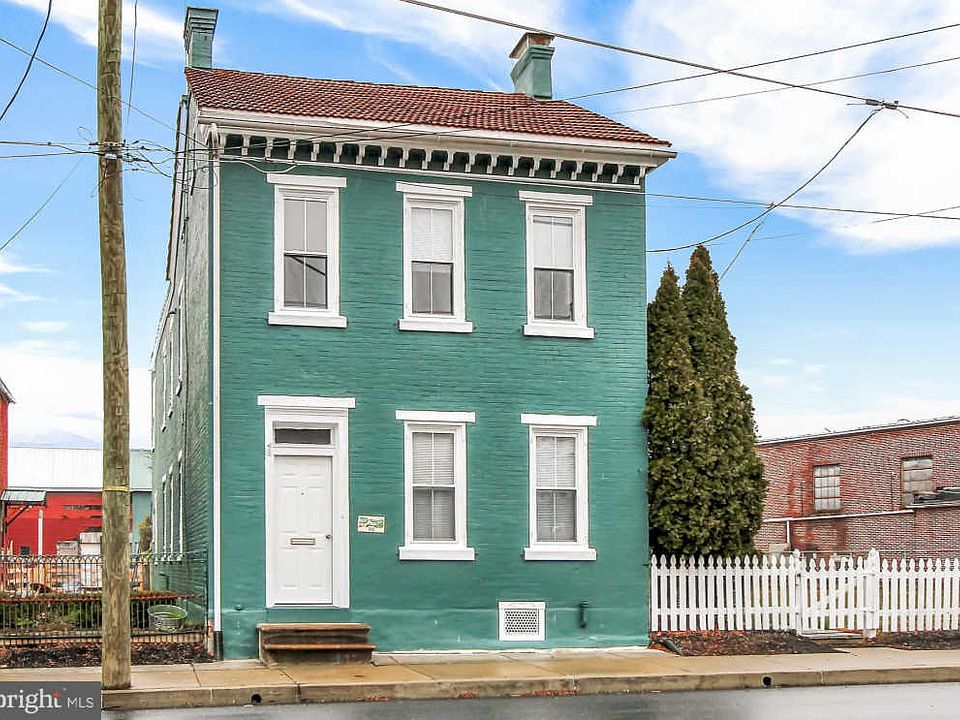 1st image of 113 N Franklin St