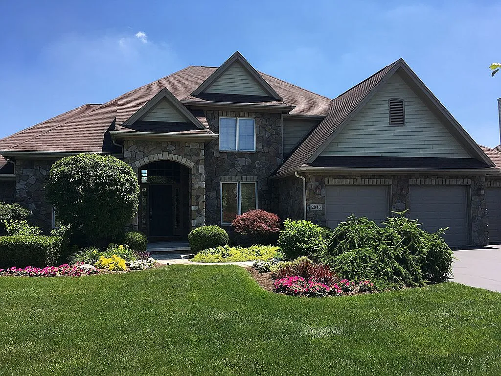 2845 Back Bay Dr photo 1