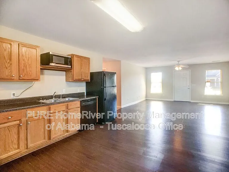 2200 Harrison St — Photo 7