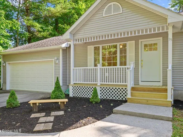 39 Stewart Drive, Lake Luzerne, NY 12846