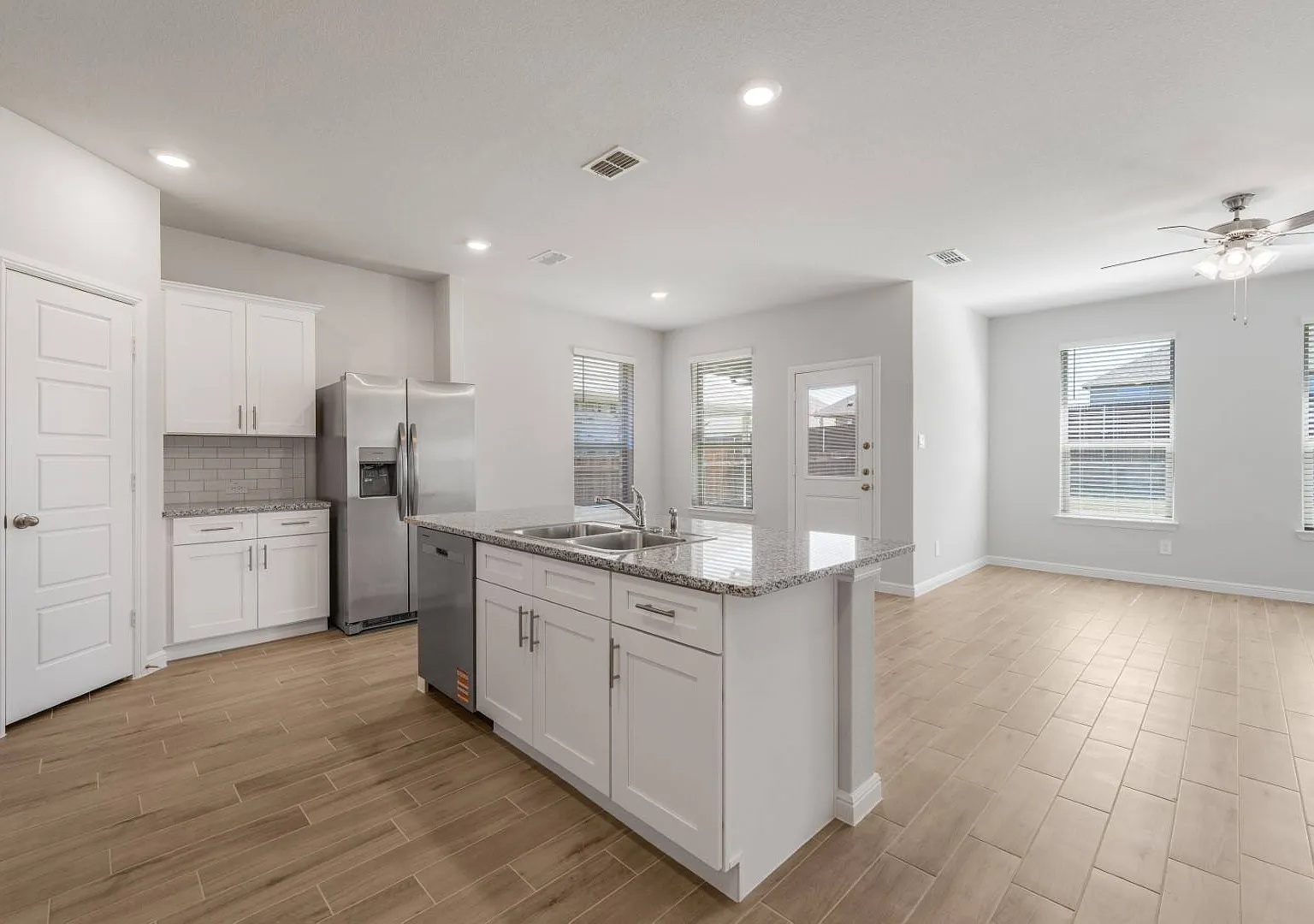 1219 Rockwater Drive — Photo 3