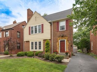 2465 Traymore Rd, University Heights, OH 44118