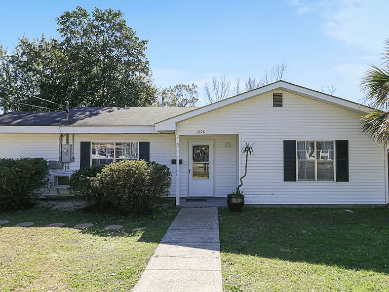 Curcor Dr — Photo 10