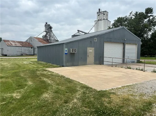 202 S Baldwin St, Richmond, KS 66080