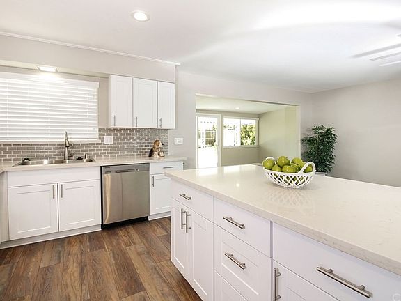 4th image of 29689 Pebble Beach Dr