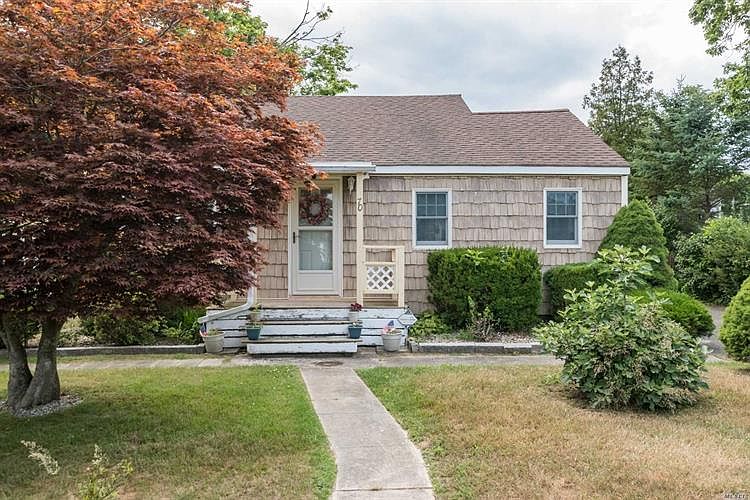 1st image of 70 Huguenot Dr