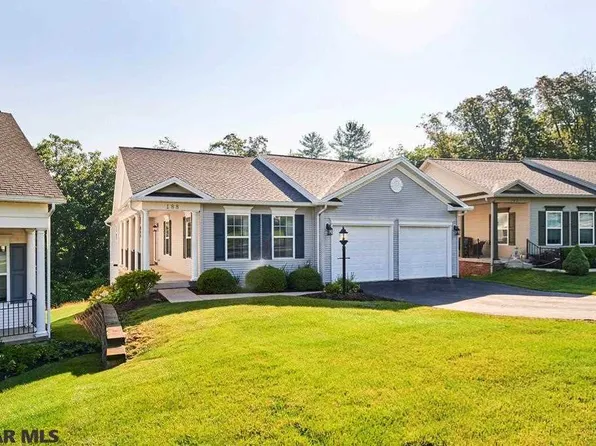 188 Honors Ln, State College, PA 16803