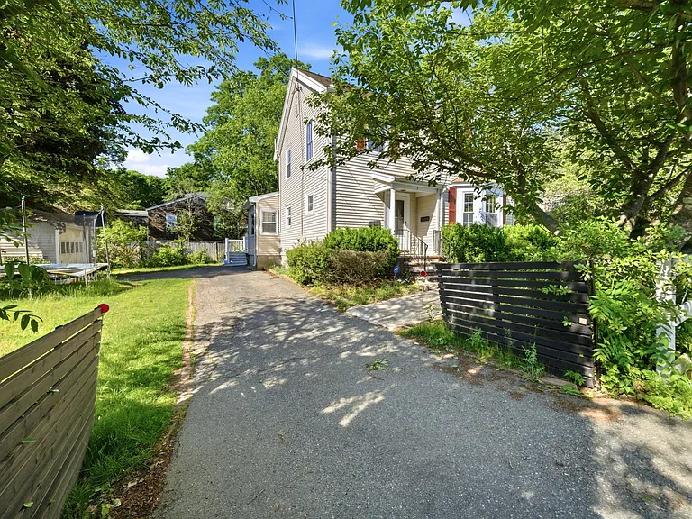 7 Wilson Ave — Photo 26