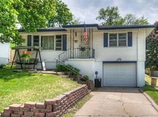323 N Sierra Dr, Council Bluffs, IA 51503