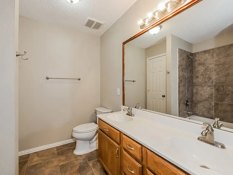 8736 Eaglestone Way — Photo 11