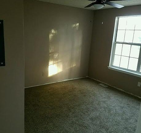 2nd Upstairs Bedroom