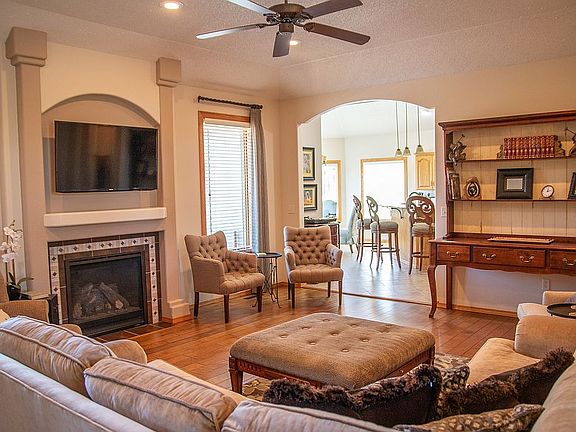 Main floor living room 