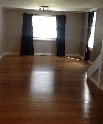 3rd image of 455 N Blanchard St