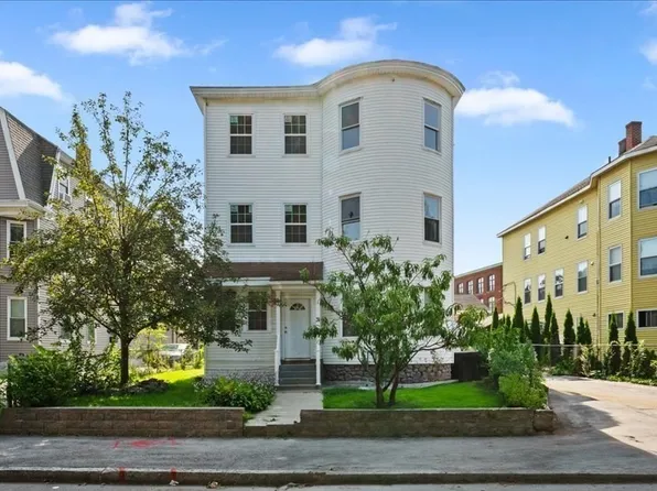 31 Haynes St #2, Worcester, MA 01603