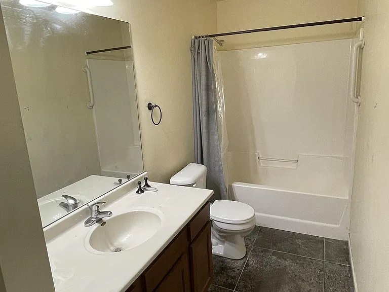 510 Pine St — Photo 10