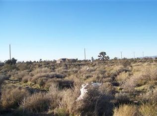 Appleton St, Phelan, CA 92392