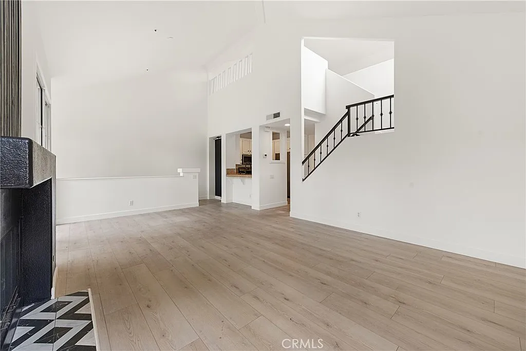 2 bed, 1538 sqft, $4,100 — Photo 4