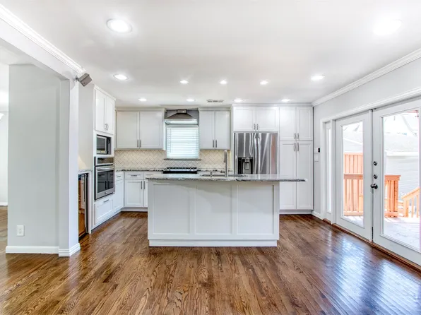 7007 Irongate Ln, Dallas, TX 75214