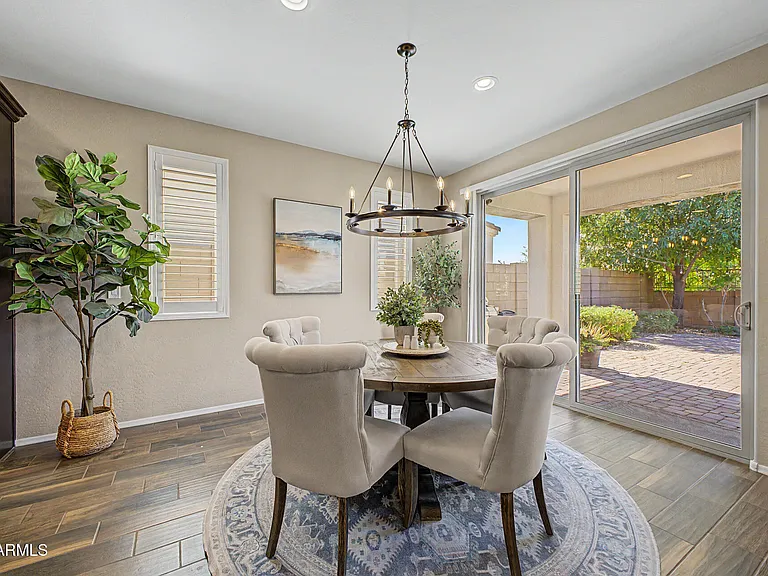 22503 E Calle De Flores — Photo 4