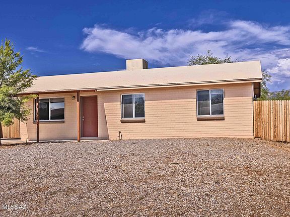 2nd image of 15702 N Twin Lakes Pl