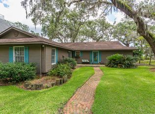 2420 Mission Dr SE, Darien, GA 31305