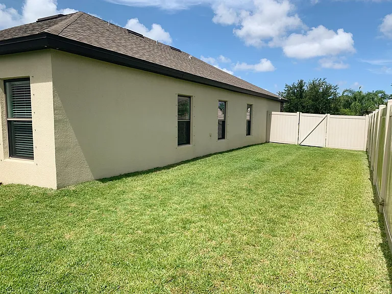 936 Sangria Cir — Photo 43