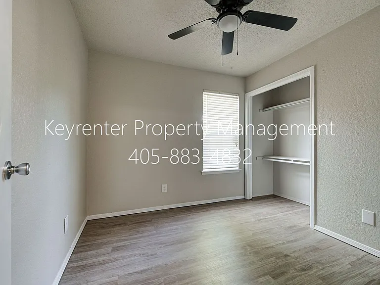 313 Belmont Dr — Photo 21