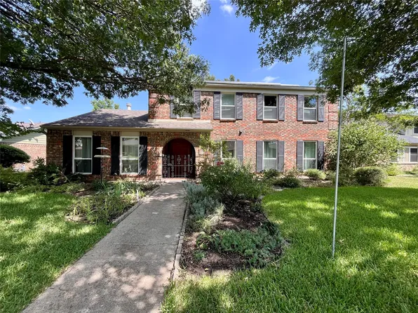 7410 Boisenberry Ln, Dallas, TX 75249